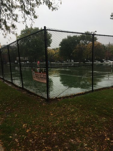 Oz Park Tennis Courts